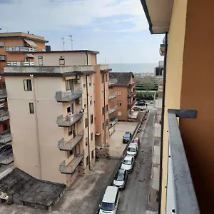  Apartment In Sottomarina Di Italien