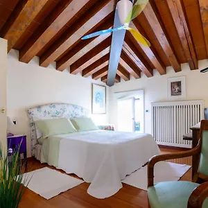  Apartment Mini Deluxe Isola Di Mezzo Italien