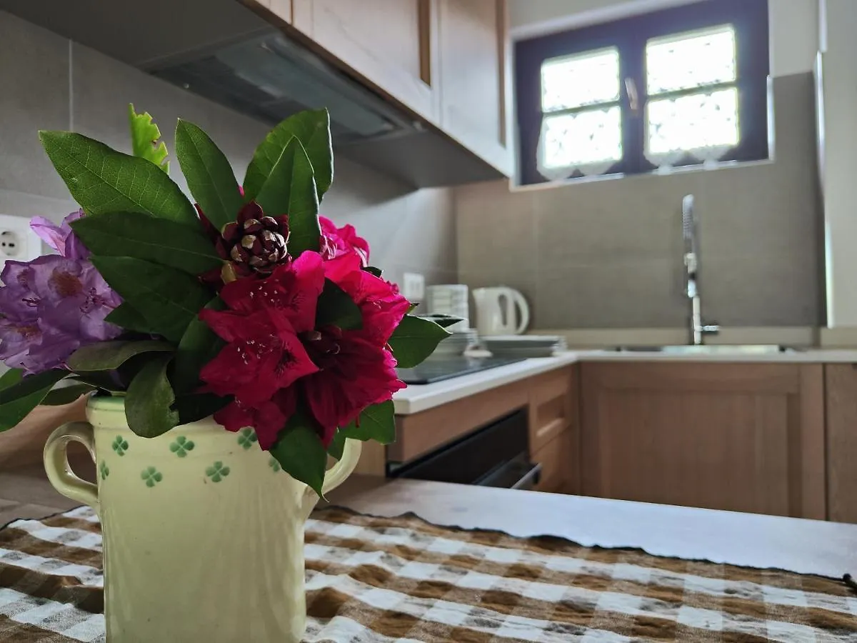 Vakantiehuis Feluca Porto Villa Porto Valtravaglia Italië
